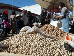 Estamos ante un alimento que posee un alto contenido hierro, vitaminas E, B2 y B6, calcio, fibra, magnesio, potasio y antioxidantes que lo enaltecen al relacionarlo con el cuidado de la salud. EL INFORMADOR / ARCHIVO