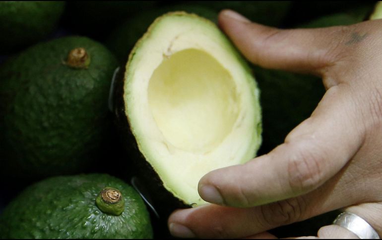 Por ejemplo, el aguacate contiene alto niveles de ácidos grasos esenciales y antioxidantes como vitamina A, E y vitamina C. EFE / ARCHIVO