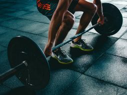 Mantener y aumentar la masa muscular es fundamental para prevenir enfermedades cardiovasculares. Unsplash.