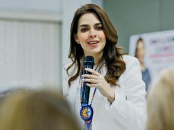 Laura Haro visitó Analco, que sería una de las sedes de su proyecto para adultos mayores. ESPECIAL