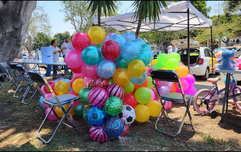 Recaudarán juguetes hasta las 2 de la tarde para llevarlos al Hospital Civil posteriormente. EL INFORMADOR / J. Padilla