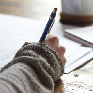 IMCO revela cuáles son las carreras con menos oportunidades de empleo