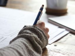 Los talleres serán impartidos por el fotoperiodista Héctor Hernández y el periodista y escritor Ricardo Solís respectivamente, a partir del próximo sábado 8 de junio. Unsplash.