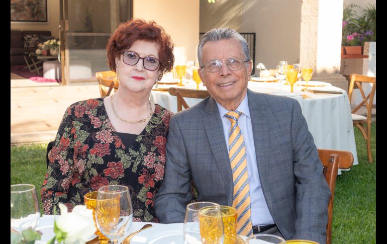 Bety de Barrera e Ignacio Barrera. GENTE BIEN JALISCO/ Jorge Soltero