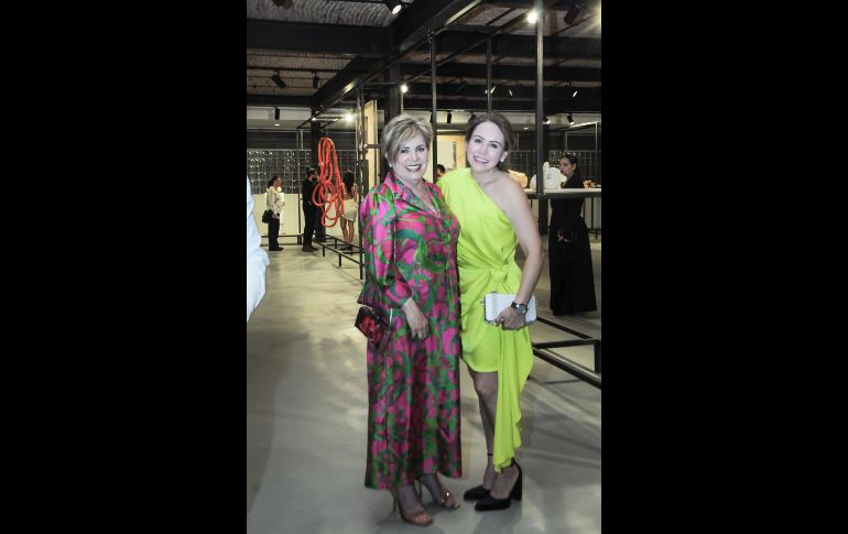 Gaby de Villa y Alejandra Mejía. GENTE BIEN JALISCO/ Marifer Rached
