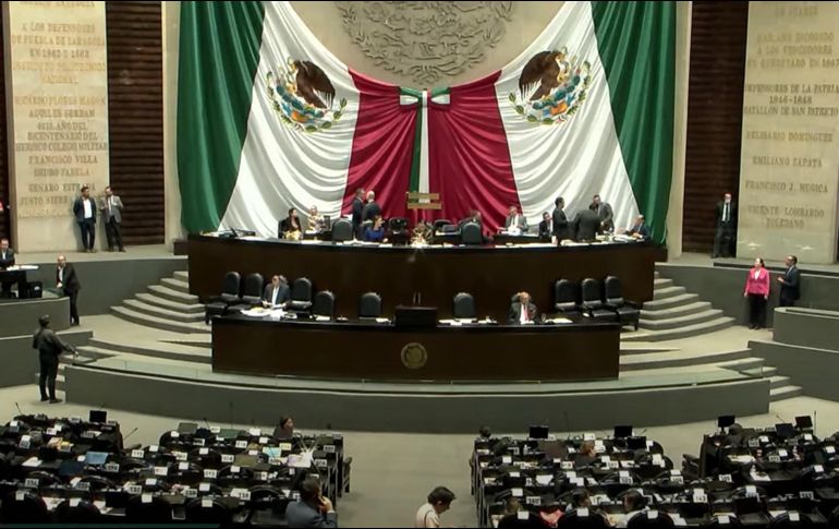 A pesar de que diputados del PRD, Movimiento Ciudadano, PAN y PRI presentaron cuatro mociones suspensivas, estas no fueron aceptadas por la mayoría durante la votación económica. YOUTUBE / Cámara de Diputados