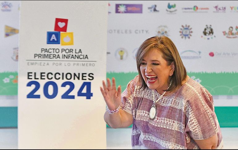 La Comisión de Quejas le pidió a Gálvez no utilizar el logo del INE en su campaña. EL UNIVERSAL