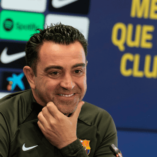 Xavi explica por qué se queda en el Barcelona, "rectificar es de sabios"