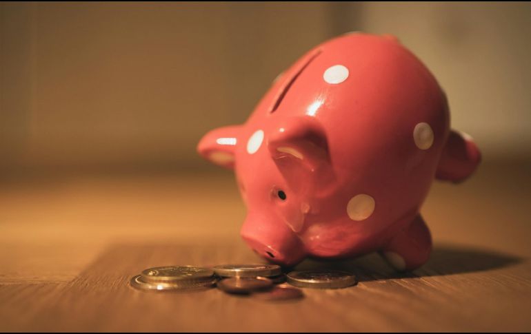 Cuatro de cada 10 personas no tienen hábitos de ahorro. UNSPLASH / Andre Taissin