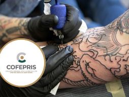 Los solicitantes de la tarjeta de control sanitario deberán acreditar su preparación y conocimiento en técnicas y procedimientos. Unsplash.