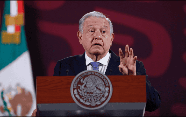 Andres Manuel López Obrador, habla durante una rueda de prensa este viernes en el Palacio Nacional de Ciudad de Mexico. EFE/ Sáshenka Gutierrez