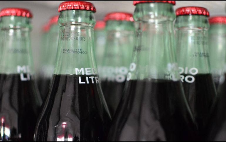 Con esta receta podrás disfrutar de una Coca Cola hecha en casa. EL INFORMADOR/ARCHIVO