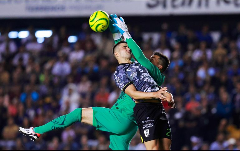 Querétaro necesita que León no gane hoy para meterse al play in. IMAGO7