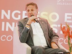 El aspirante dijo que logró la rehabilitación de 200 kilómetros de vialidades en su primera administración. ESPECIAL