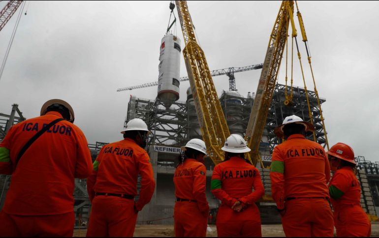 Se espera que la refinería Olmeca comience la producción de diésel en mayo y gasolina hacia el verano de este año. SUN/Archivo