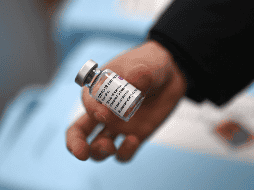 AstraZeneca desarrolló una vacuna contra el COVID-19 junto con la Universidad de Oxford. AFP / ARCHIVO