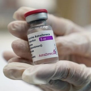 Este es el tratamiento para la trombosis, efecto secundario de la vacuna de AstraZeneca