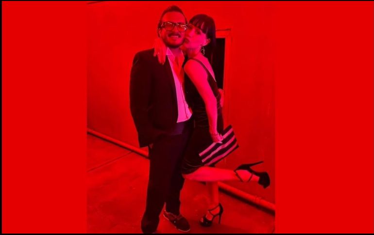 La cantante hizo oficial su relación con el comediante mediante un reel en Instagram. ESPECIAL / INSTAGRAM susanazabaleta