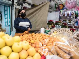 La Universidad de Leeds, Inglaterra, publicada en la revista Social Science & Medicine, menciona que el consumo de la fruta nocturna puede desencadenar serios problemas en la calidad del sueño principalmente, por lo que en primera instancia destaca una lista que explica el tipo de fruta y el porqué deberíamos evitarla. SUN/ARCHIVO