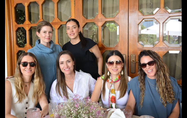 Marisa Rodríguez, Maria Figueroa, Karina Ramírez, Paty Koloffon, Paula  Álvarez y Karla Mestre. GENTEBIEN JALISCO/ Marifer Rached
