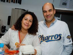 Fernanda Casulleras y Fernando Rosales. GENTE BIEN JALISCO/ Claudio Jimeno