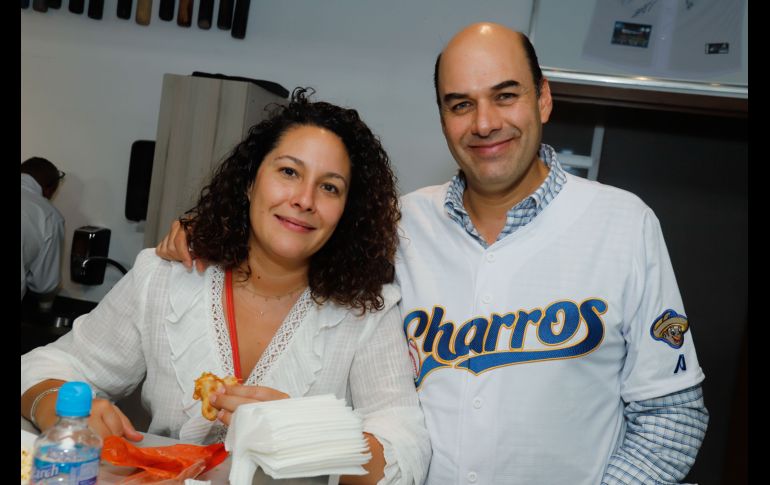 Fernanda Casulleras y Fernando Rosales. GENTE BIEN JALISCO/ Claudio Jimeno