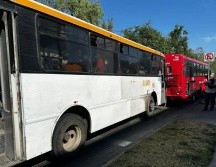 Los involucrados en el choque fueron la unidad de transporte público U-031  de la ruta T-13B-1 y la unidad 550. CORTESÍA/  Protección Civil y Bomberos de Guadalajara.