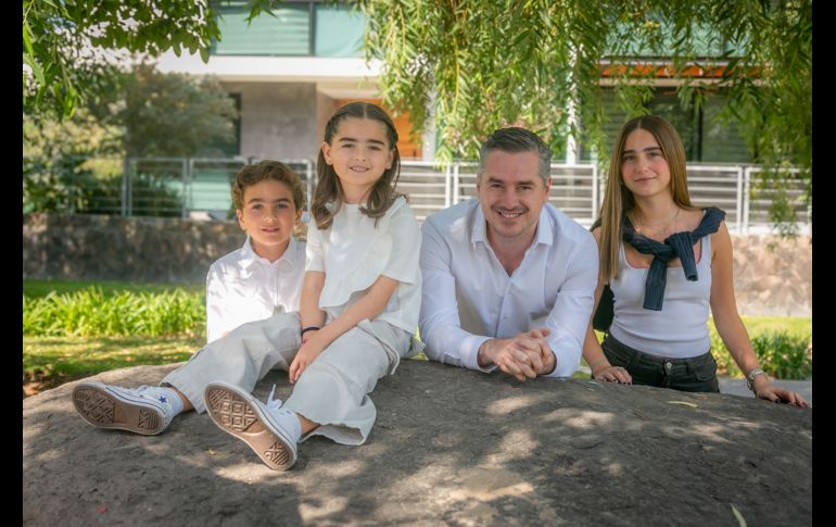 Checo Barrera en portada. GENTE BIEN JALISCO/ Jorge Soltero