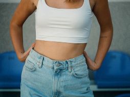 Una dieta equilibrada y ejercicio aportarán beneficios a nuestra salud y una desinflamación del abdomen. ESPECIAL/Foto de Eugene Chystiakov en Unsplash