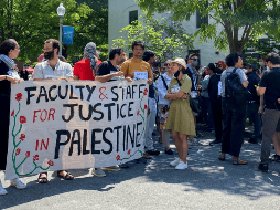 Estudiantes en Canadá se unen a las protestas contra la ofensiva de Israel en la Franja de Gaza. EFE/ Eulalia Perarnau