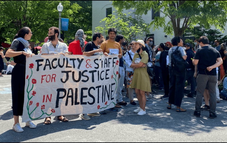 Estudiantes en Canadá se unen a las protestas contra la ofensiva de Israel en la Franja de Gaza. EFE/ Eulalia Perarnau