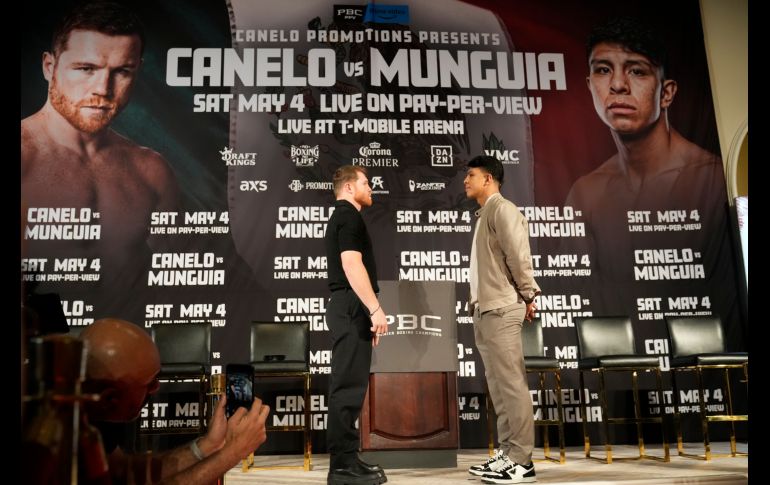 Será aproximadamente a las 22:00 horas, tiempo del centro del país, cuando se llegue el momento de que Álvarez y Munguía protagonicen el pleito principal de esta cartelera, la cual tendrá como escenario la mítica T-Mobile Arena de Las Vegas. AP / ARCHIVO