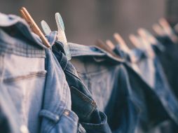 Lavar la ropa en tiempo de lluvia se vuelve una de las actividades más difíciles. Unsplash.