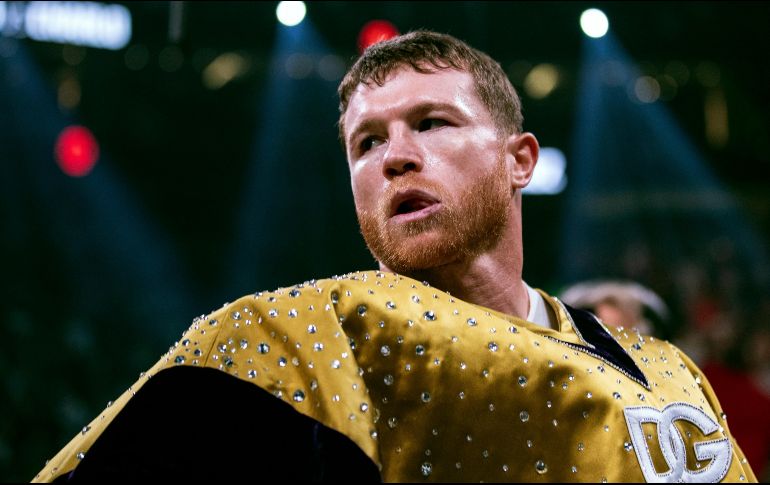 La presencia de David Benavidez en las tribunas del T-Mobile Arena en Las Vegas, Nevada no le movió el tapete a Saúl Álvarez. EFE/ ARCHIVO.