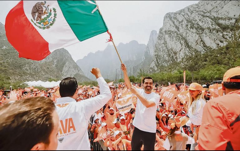 El abanderado naranja dijo que los ciudadanos deben pensar con calma sobre qué necesita el país. ESPECIAL