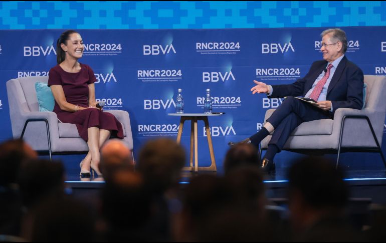 La candidata aseguró que durante su mandato, la política económica de la 4T será consolidada, mostrando su interés en que el Rogelio Ramírez de la O continúe como titular de la Secretaría de Hacienda y Crédito Público (SHCP). CORTESÍA