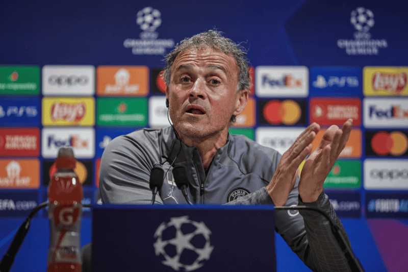 Luis Enrique confía en la capacidad de su equipo para darle la vuelta a la eliminatoria. EFE/EPA/C. Petit