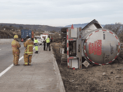 El accidente no provocó heridos, ni detuvo la circulación en la carretera. ESPECIAL