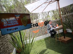 Prometió que creará jardines polinizadores con el objetivo de fomentar la polinización de flores. CORTESÍA