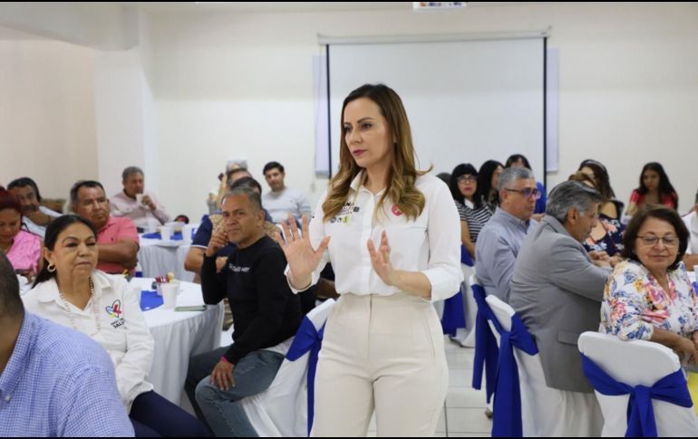 Diana González en el evento convocado por la Confederación Nacional de Organizaciones Populares. CORTESÍA