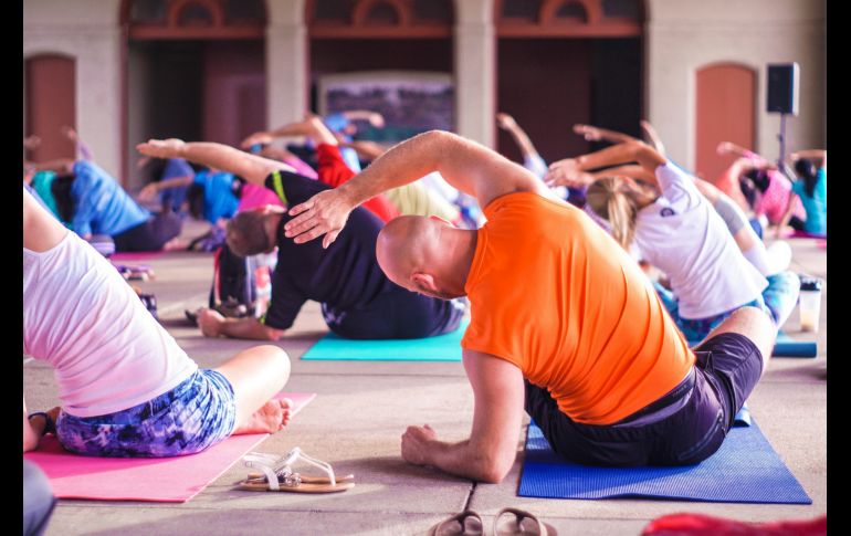 La actividad física ayuda a mantener en movimiento a los músculos, las articulaciones y optimizar la función cardiorrespiratoria. Unsplash