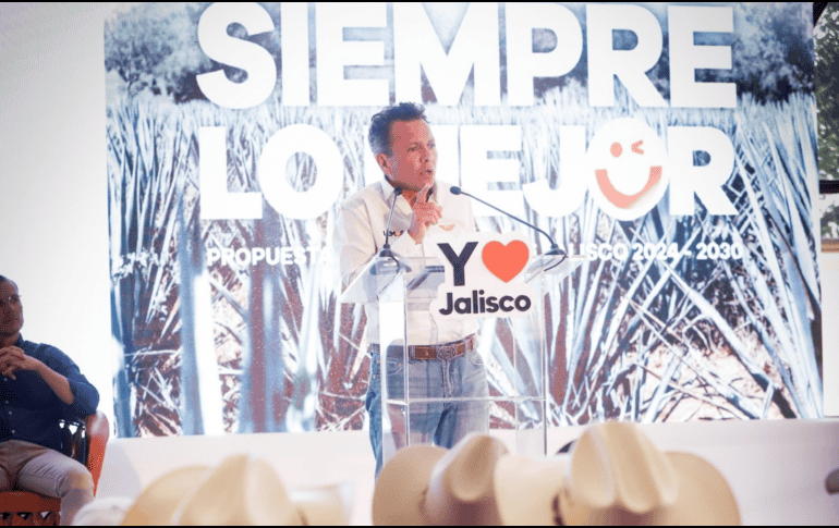 El candidato hizo la promesa de ser el Gobernador del campo de Jalisco, haciendo la inversión de recursos más grande de la historia. FLICKR/PABLO LEMUS