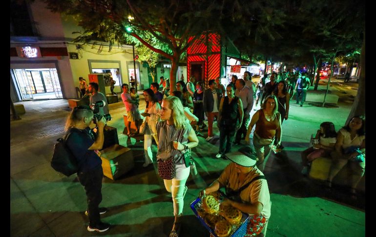 El recorrido comenzó en la Catedral de Guadalajara y terminó en las inmediaciones de El Santuario, atravesando el Paseo Fray Antonio Alcalde, donde el público asistente pudo admirar 14 esculturas de importante formato. EL INFORMADOR / A. Navarro