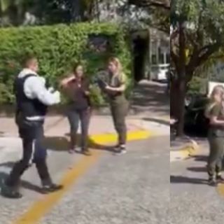 Captan pelea entre policía vial y 2 mujeres