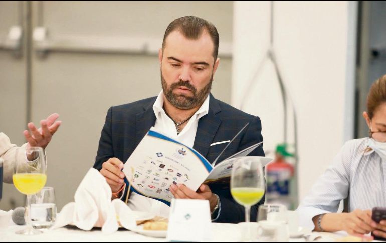 Quirino expuso sus proyectos de infraestructura a la Unión Jalisciense de Agrupaciones de Ingenieros A.C. ESPECIAL