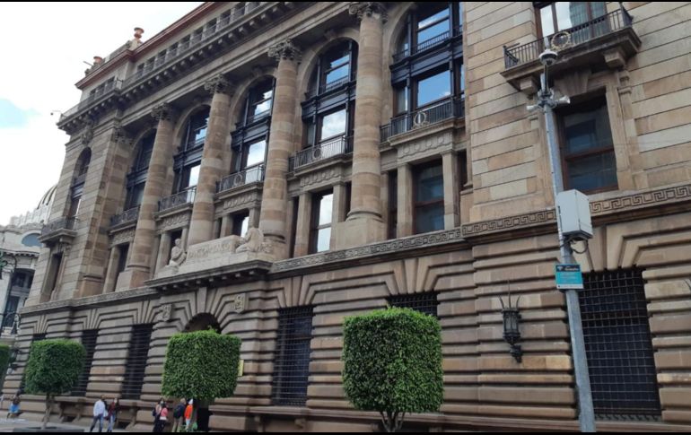 La decisión, que se aprobó por unanimidad, contrastó con la pasada reunión del 21 de marzo, cuando la Junta de Gobierno redujo la tasa de interés en 25 puntos base. EL INFORMADOR / O. Álvarez