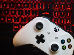 Aunque existen muchas interrogantes para los de Redmond, aún no existe nada concreto para los jugadores que han invertido en una suscripción al servicio de Microsoft, el cual atraviesa una de sus mayores crisis con el cierre de estudios a mano de Activision Blizzard y Bethesda, quienes están despidiendo a franquicias como Hi-Fi Rush o Redfall. PIXABAY