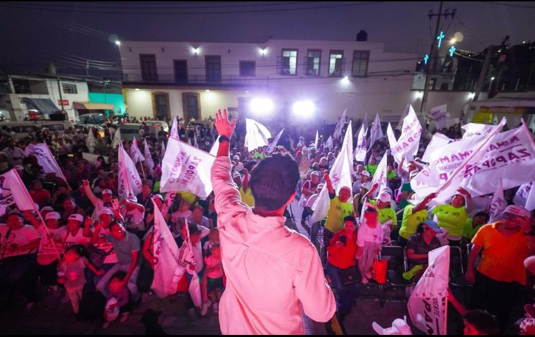 El discurso del candidato de la coalición Sigamos Haciendo Historia en Jalisco, también abordó temas como la inseguridad y el problema de alumbrado público. ESPECIAL / X / @pkumamoto