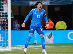 El entrenador de la selección mexicana, Jaime Lozano, afirmó hoy que la ausencia de Guillermo Ochoa de la prelista para la Copa América no marca el fin de su carrera. IMAGO7