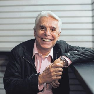 Enrique Guzmán, una leyenda del rock & roll en el Telmex